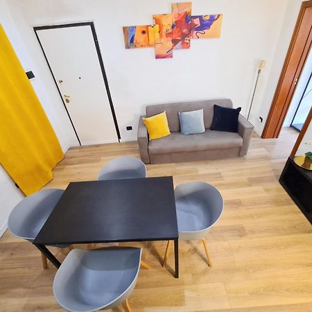 Luxury Flat In Center By The Sea Bari Exterior foto
